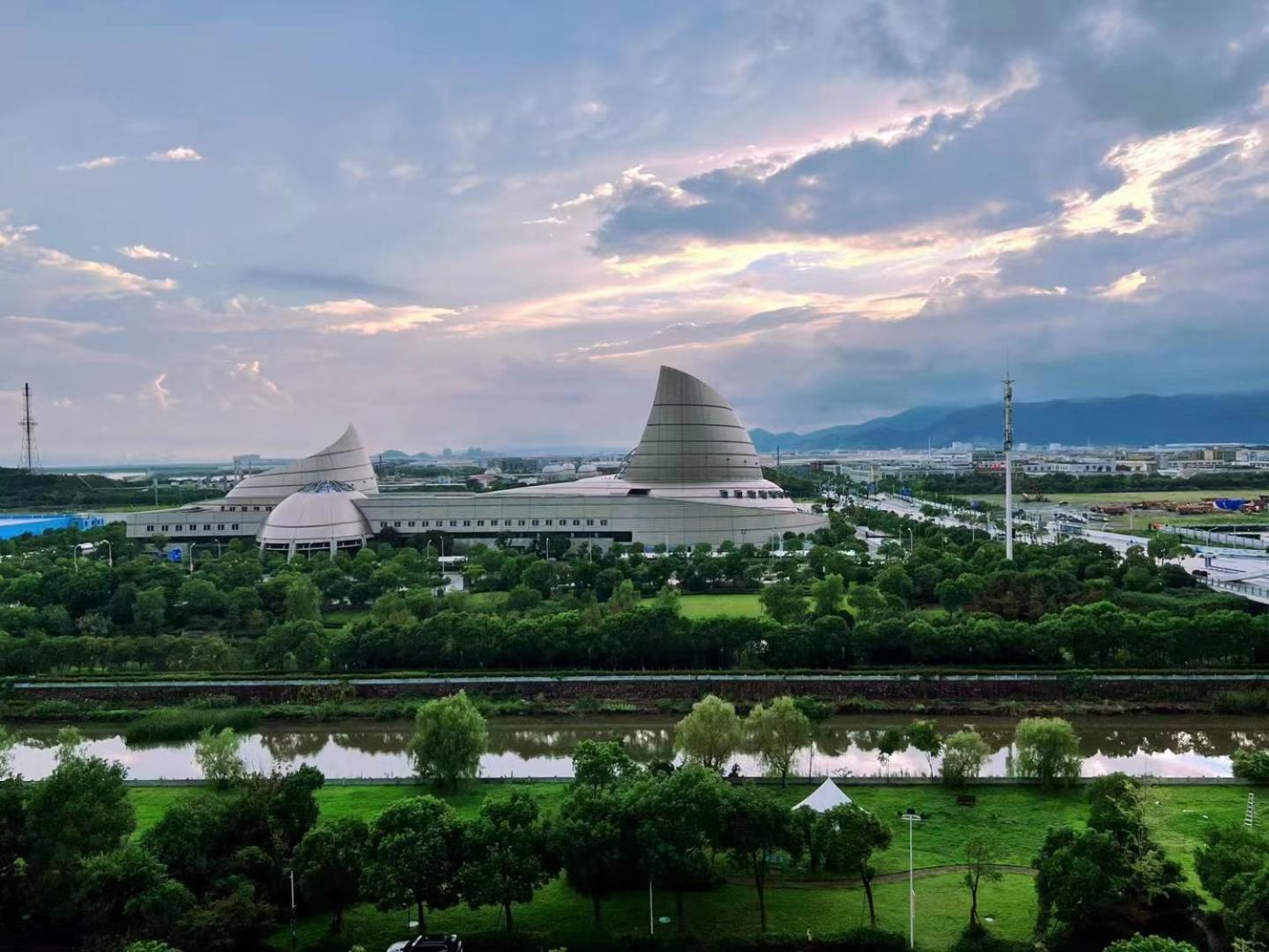 Doubletree By Hilton Ningbo - Chunxiao Ξενοδοχείο Εξωτερικό φωτογραφία